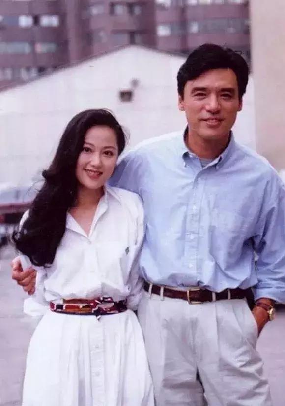 又一个被港媒骂臭的“渣女”，真是可怕！