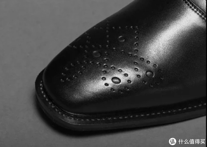 皮鞋也用鞋底缓冲技术？从款式、用料等全方位分析日常价位鞋款