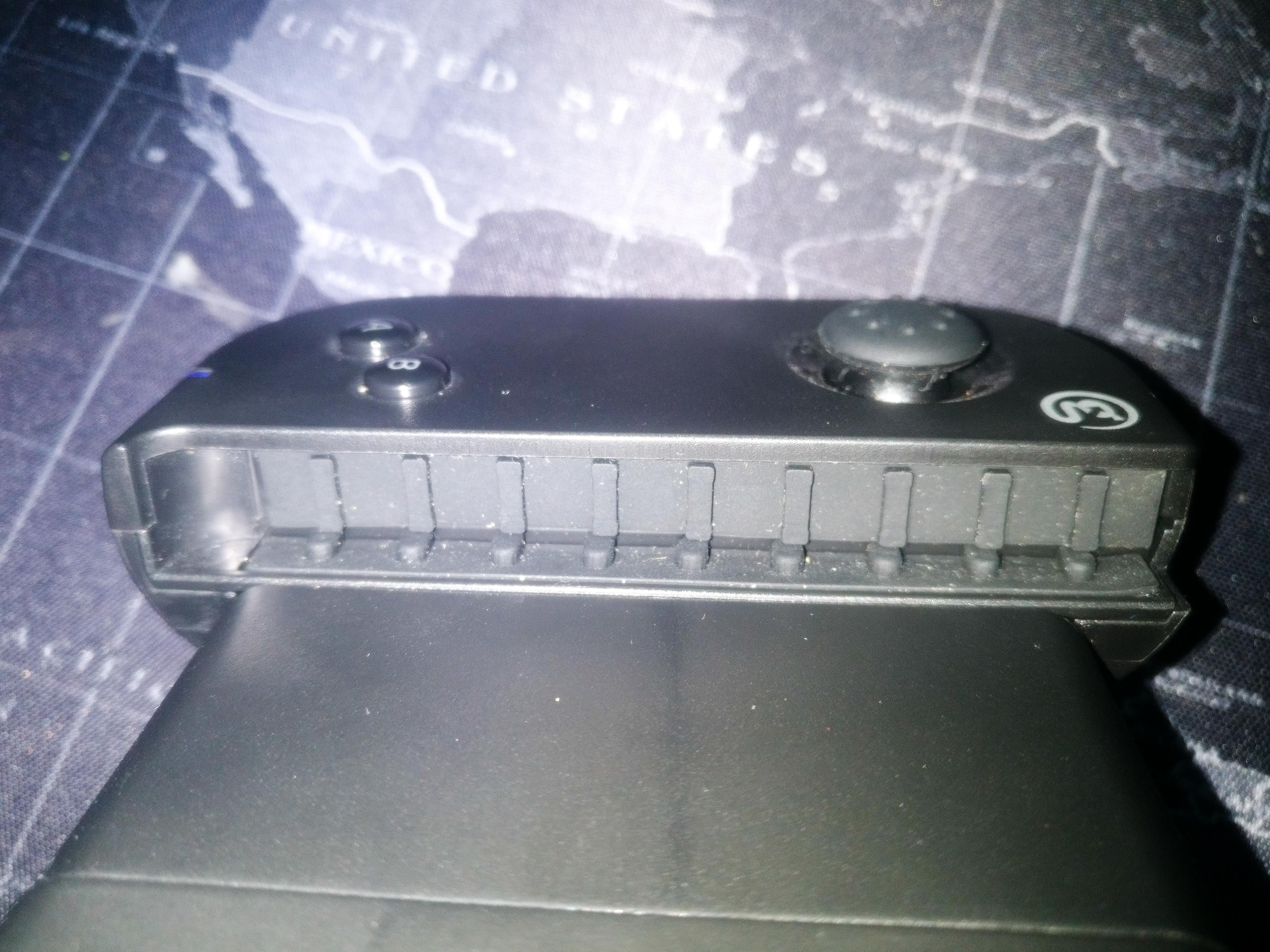 拥有小鸡T6单手拉伸手游手柄，你就是明日之后！