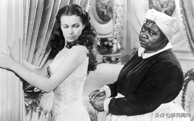 美军事基地被袭,哥伦布雕像被斩首后的悲惨事件