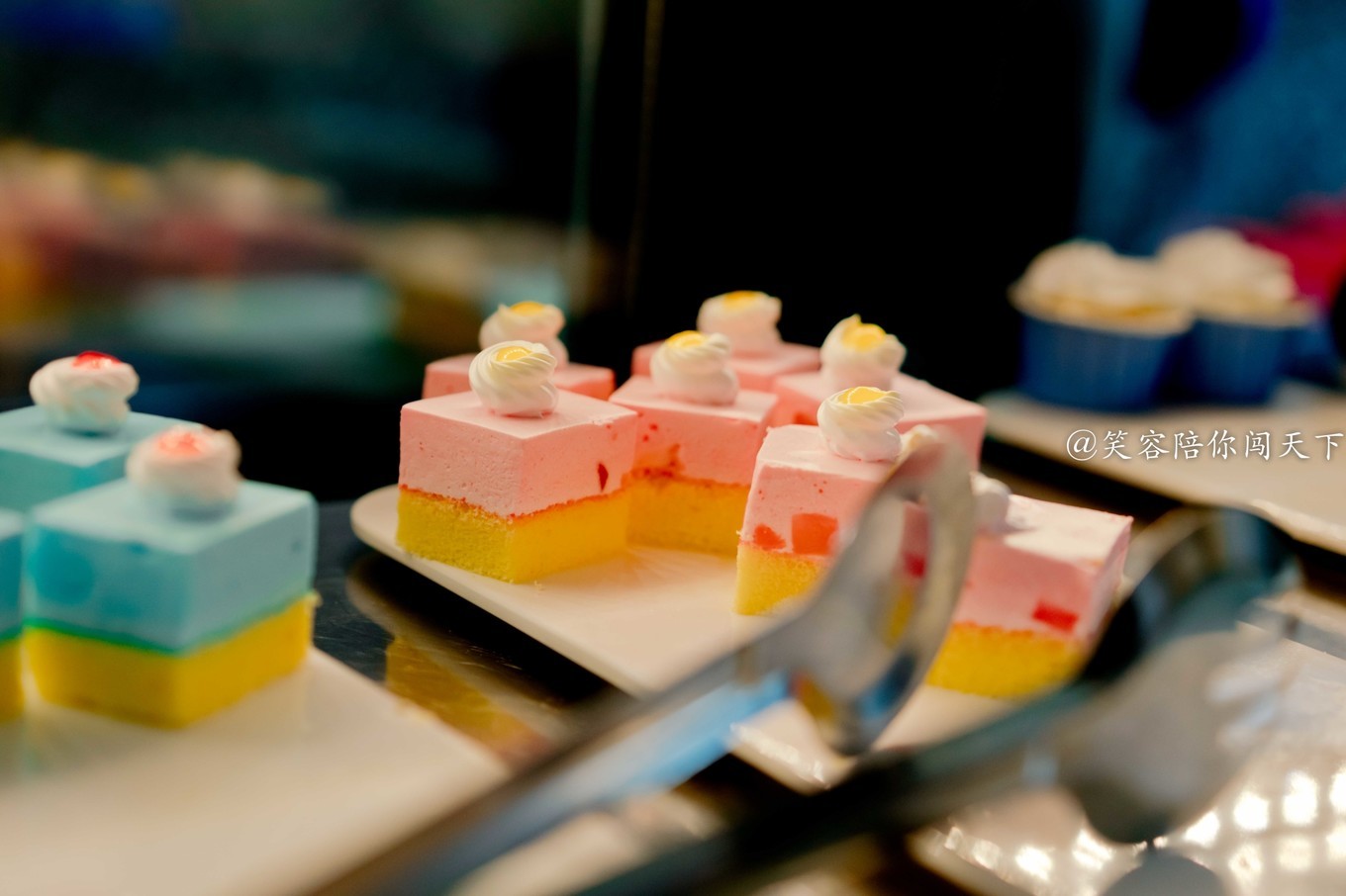 求推荐成都春熙路附近好吃的火锅,成都北平楼老北京涮羊肉自助火锅