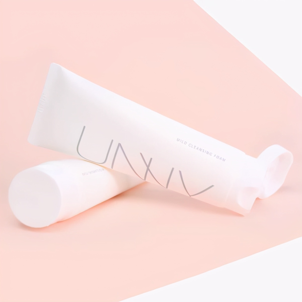 十大最不建议买的洗面奶,会烂了脸的洗面奶