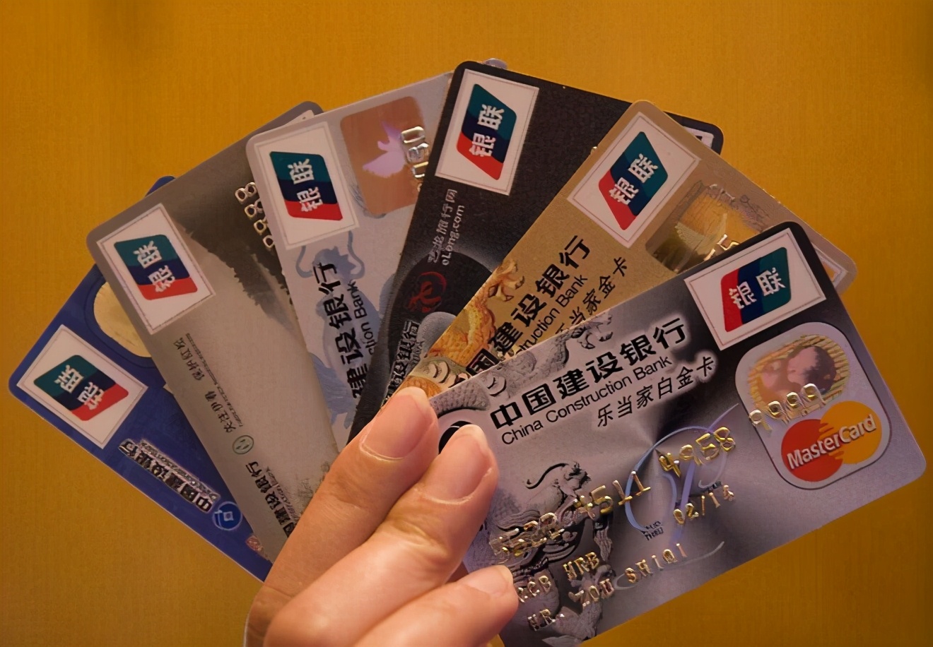 银行柜台输入密码的机器安全吗,银行柜台输入密码的按键