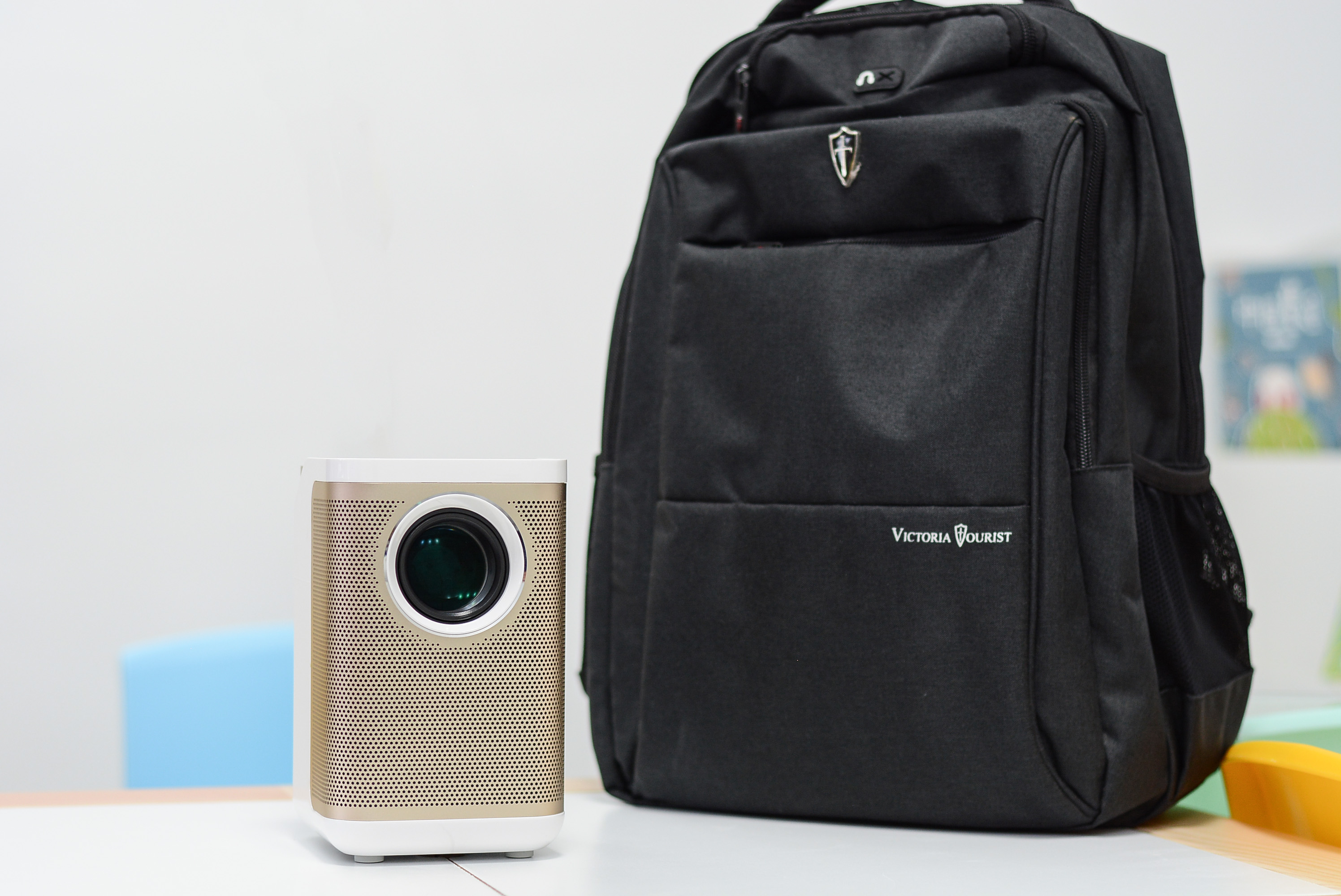 真1080P,一款有创意且用心的投影,知麻影院电视DIVAPRO评测