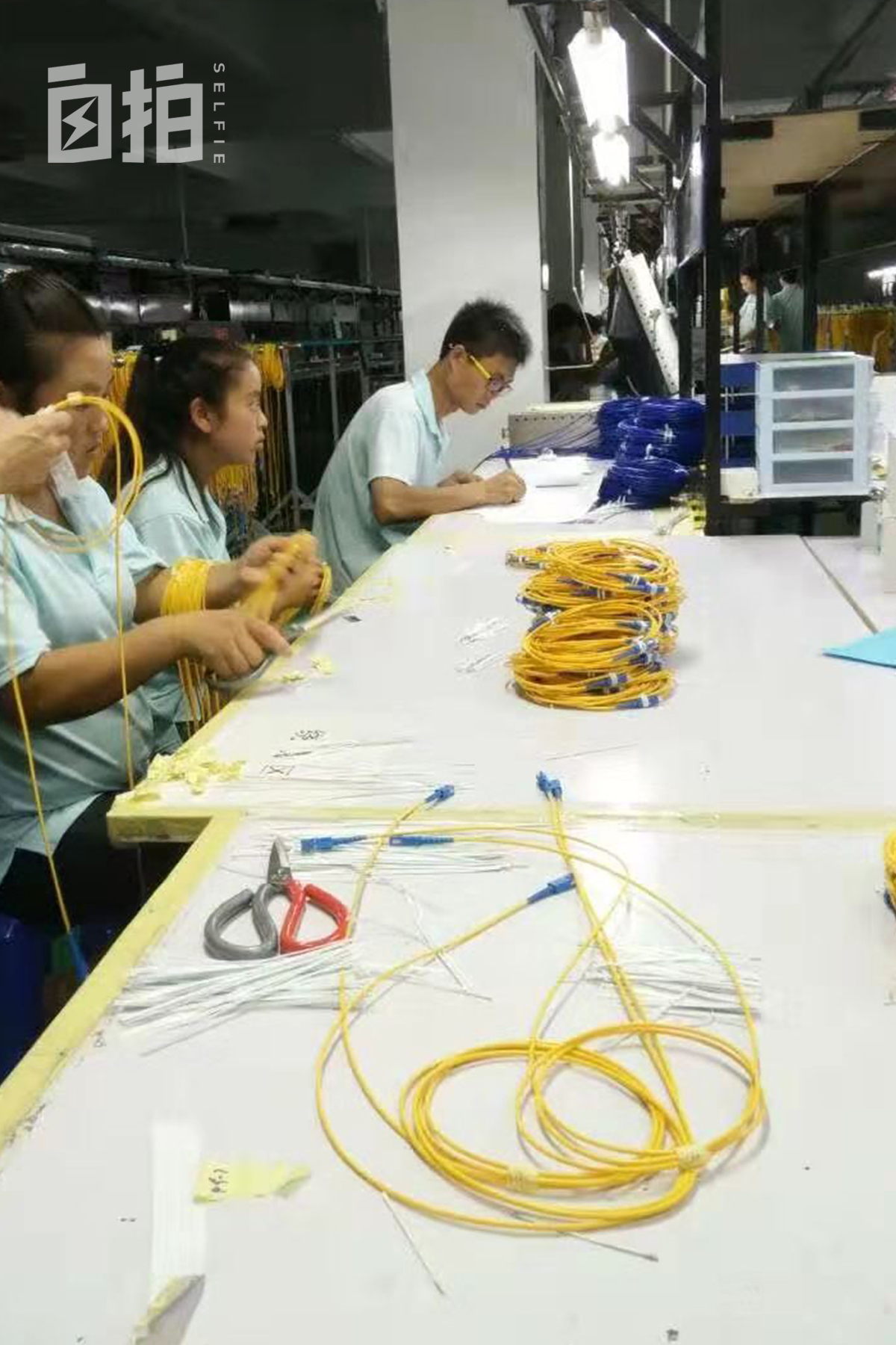 我高中辍学，打工十年，如今当上文学杂志主编