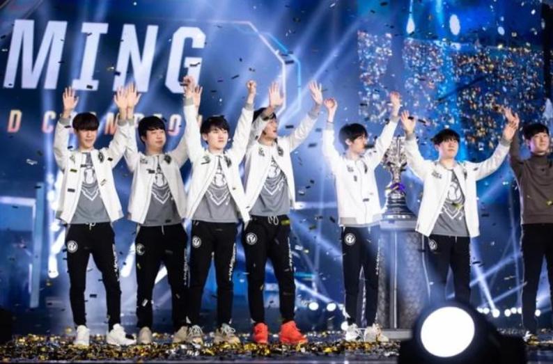 中国第一支lol世界冠军队伍,中国队lol全球总决赛