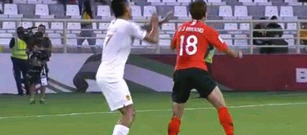 国足飞踹日本球员完整视频,国足飞踹日本球员原视频