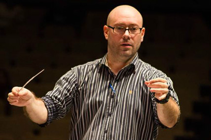 楗曢ぎ鐩涘婕斿嚭,楗曢ぎ闊充箰鐩涘吀