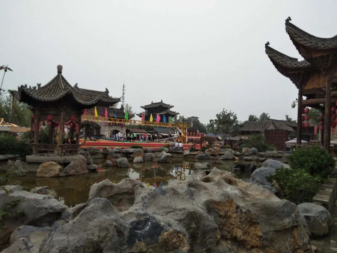 建业组织建业足球小镇一日游,建业足球小镇附近玩的地方