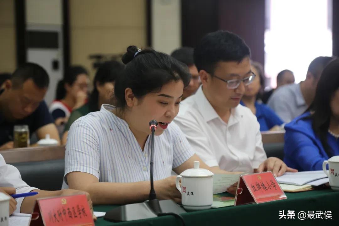 孩子教育应该是父母的基本责任,千万别忽视孩子的教育