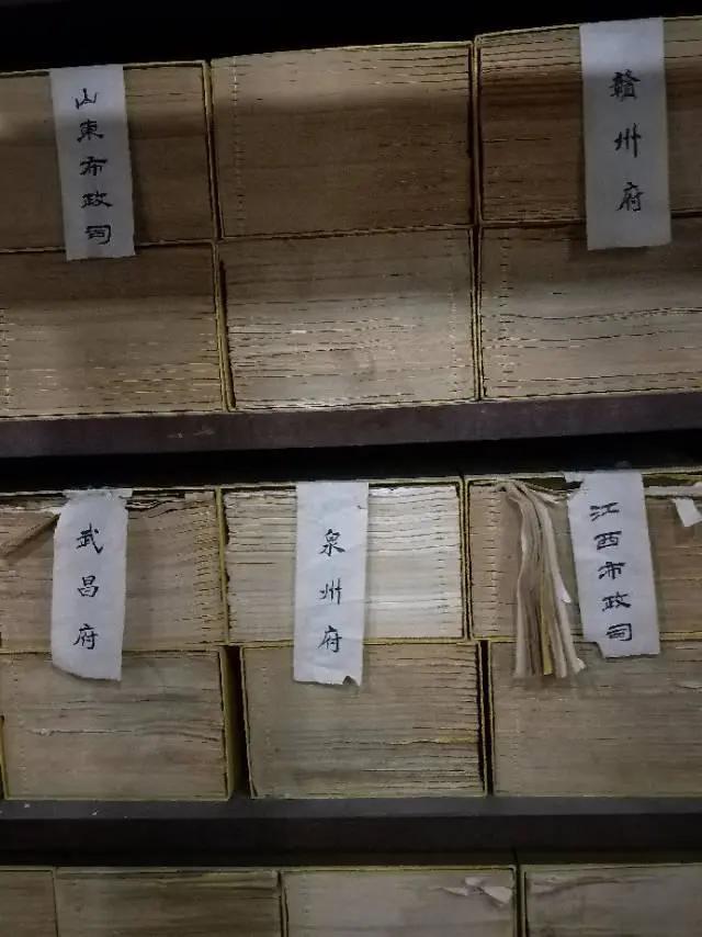 曾作为禁地，与外界隔绝二百六十多年的“玄武湖”，今日锣鼓喧天