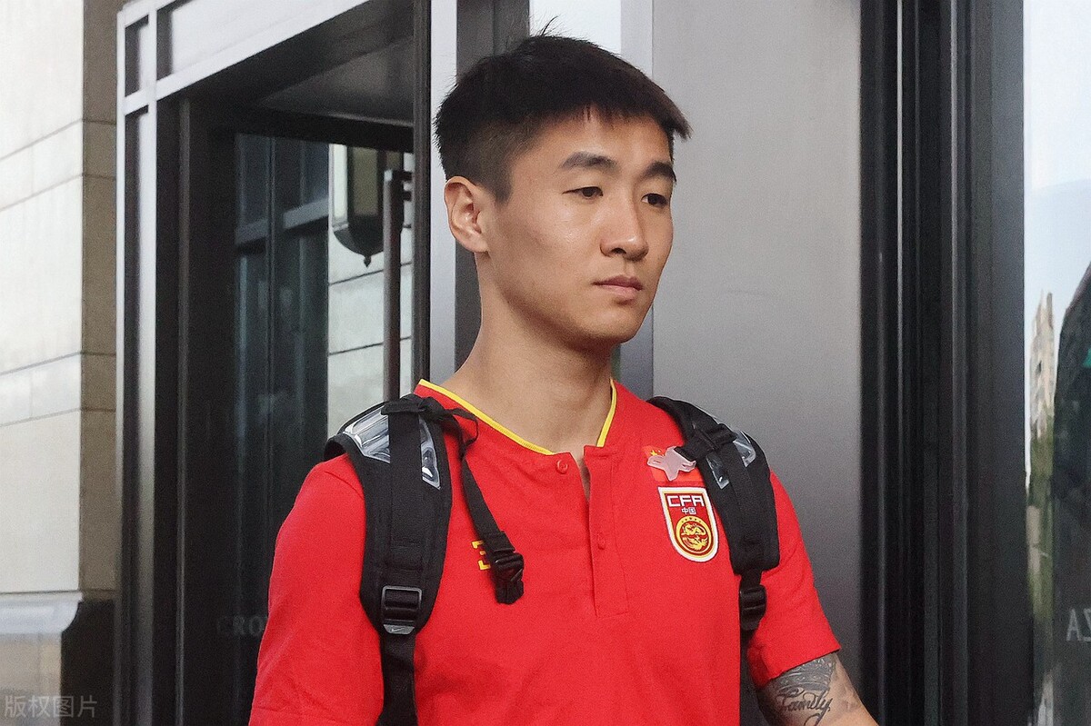 国足李铁吴曦,国足球员离队