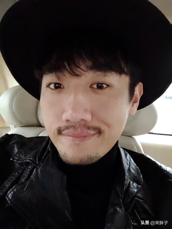 冯巩和贾旭明的对决,张康与贾旭明分开原因