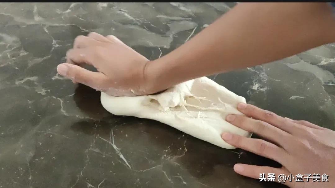 薄皮脆披萨做法,薄底脆皮披萨做法