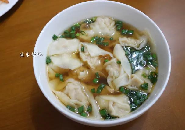 买回来的馄饨皮怎么包馄饨,大馄饨皮改小馄饨皮做法