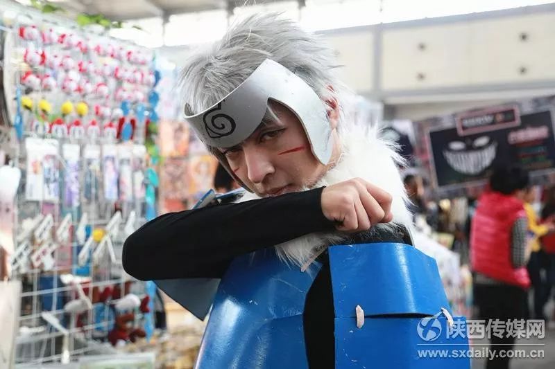 那些玩cosplay的西安年轻人，后来都成了社畜