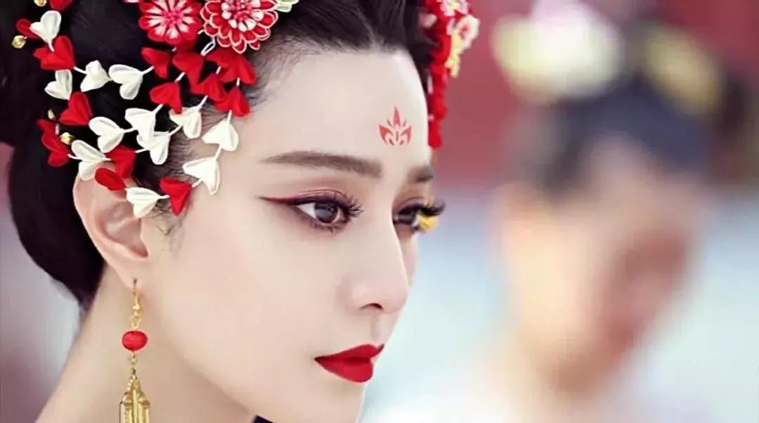 范冰冰不该在媒体出现,范冰冰人品好不好