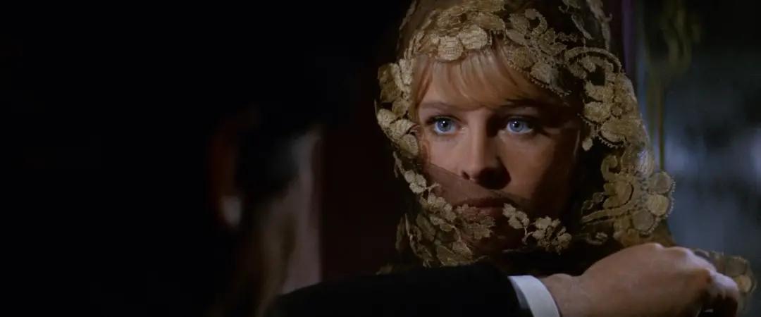 沙漠高级感走秀,沙漠走秀