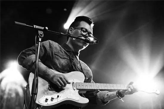 许钧自己原唱完整版,许钧创作的歌曲