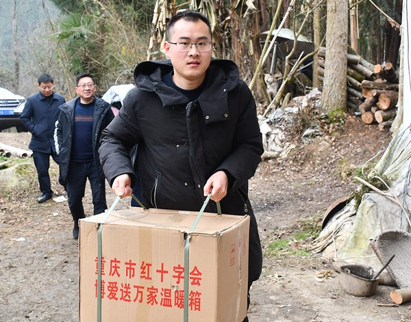 太极集团唐华近况,全国脱贫攻坚先进个人荣誉称号