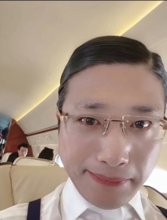 人类高质量男性戴的表是真还是假,人类高质量男性回应假表事件