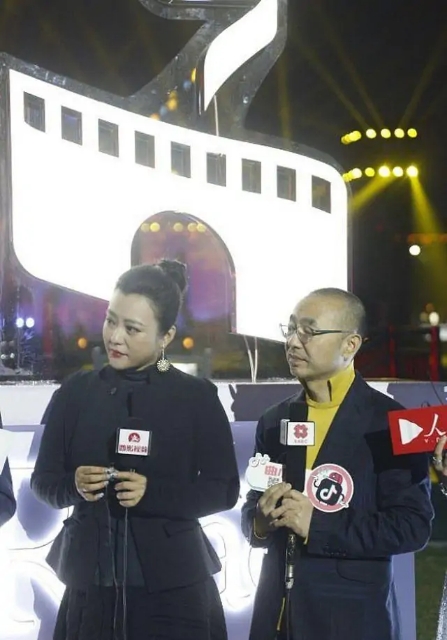 郝蕾穿出了微胖美精髓,郝蕾衣品