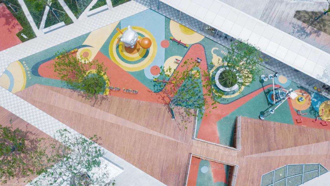 绗涗笢鑷诲搧,绗涗笢鑷诲搧浜戞箹鍗侀噷