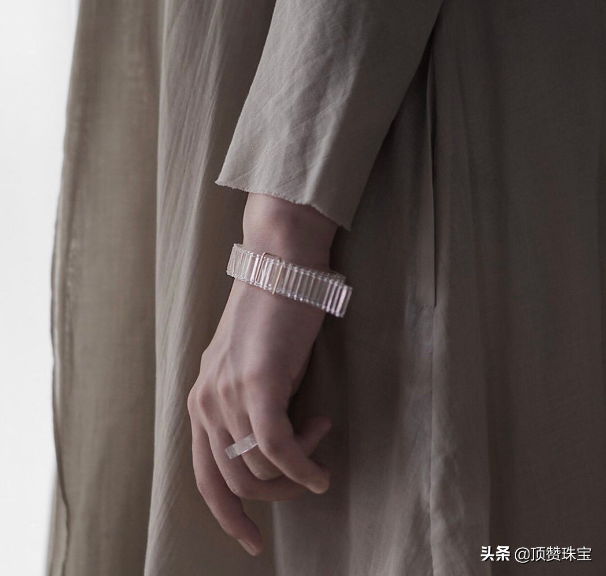 珠宝玻璃制作,玻璃能做成钻石效果吗