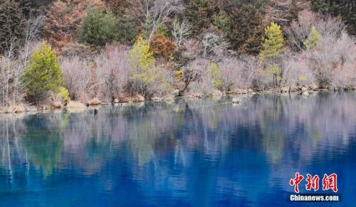 国庆景区门票为何降价,国庆假期这些知名景区门票已售罄