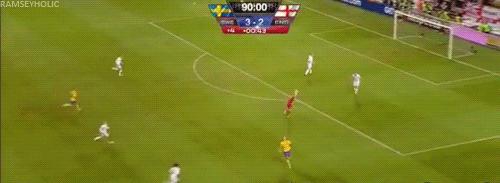 02世界杯里瓦尔多倒钩,足坛十大过人必杀技