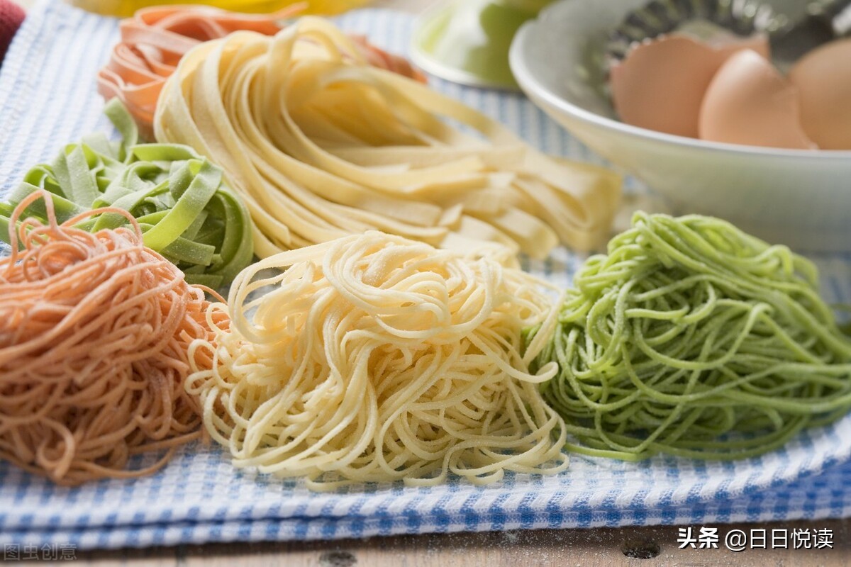 美国今日油价92汽油,美国为什么要压低油价