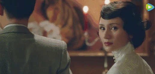 中国女孩儿穿旗袍妙不可言,旗袍所拥有的东方韵味