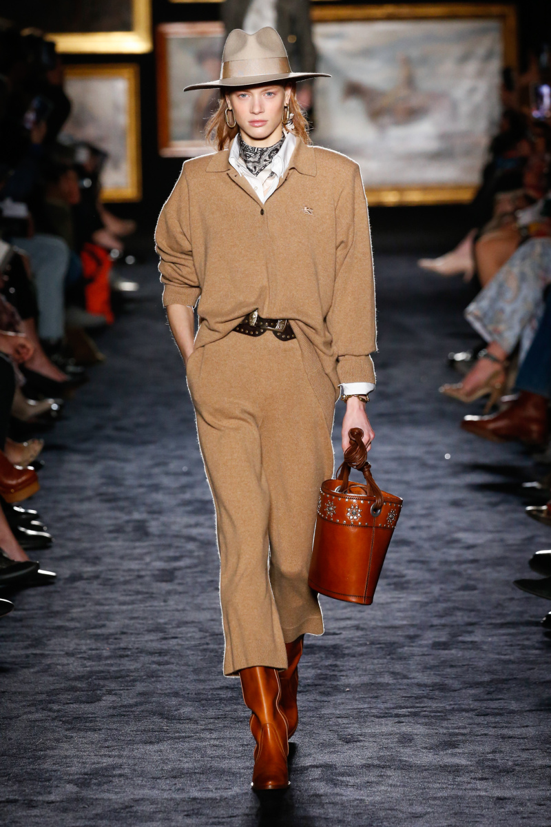 etro刺绣款,etro佩斯利花纹包