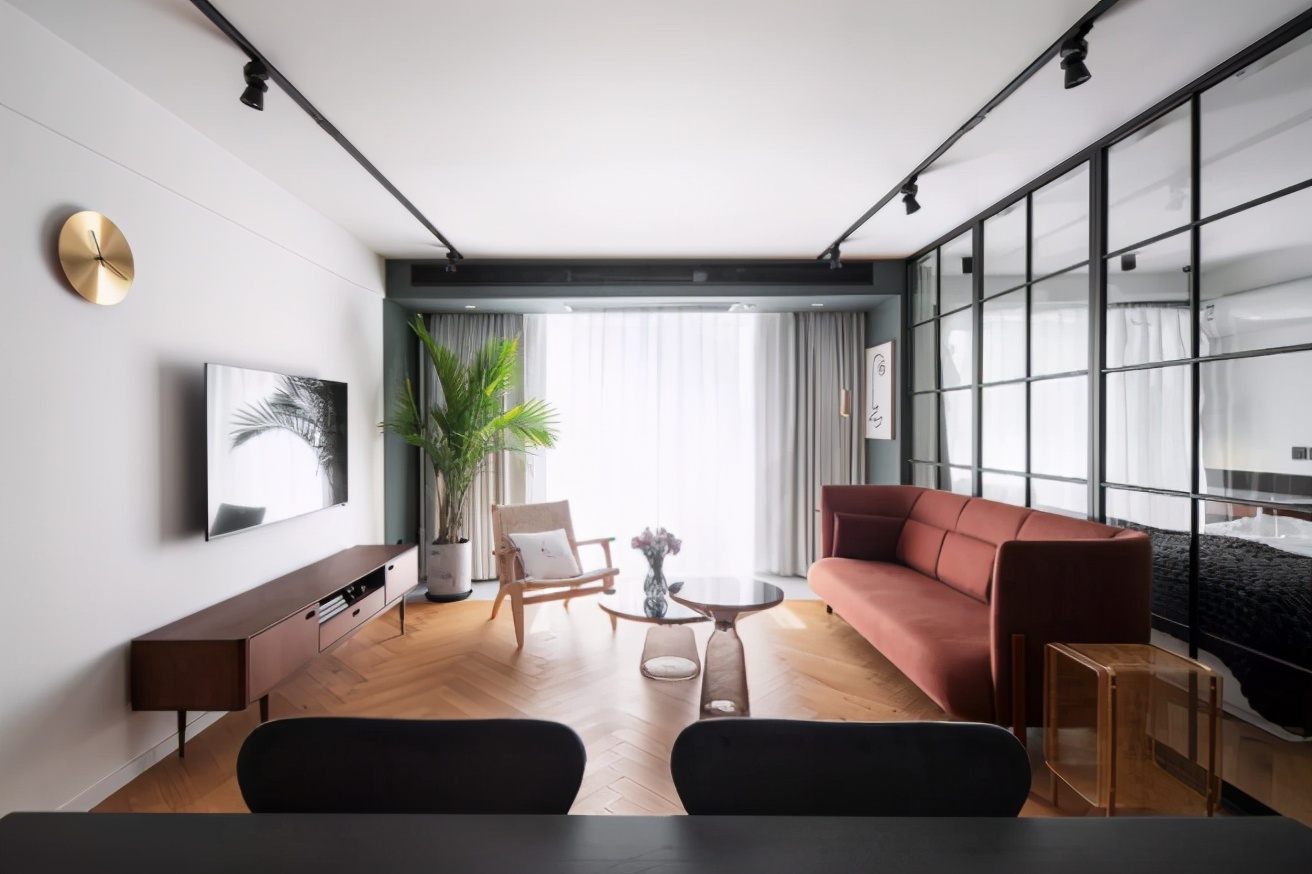 在家具尺寸上,设计师朋友一步到位,现在住起来太“爽”了