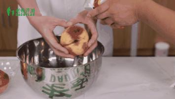 桃子用碱面泡完发黑,桃子用碱洗了发黑