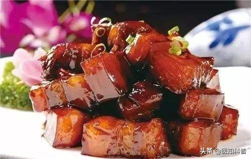 胆囊切除术后大便正常就是上腹胀,老年人胆囊切除手术后腹胀严重