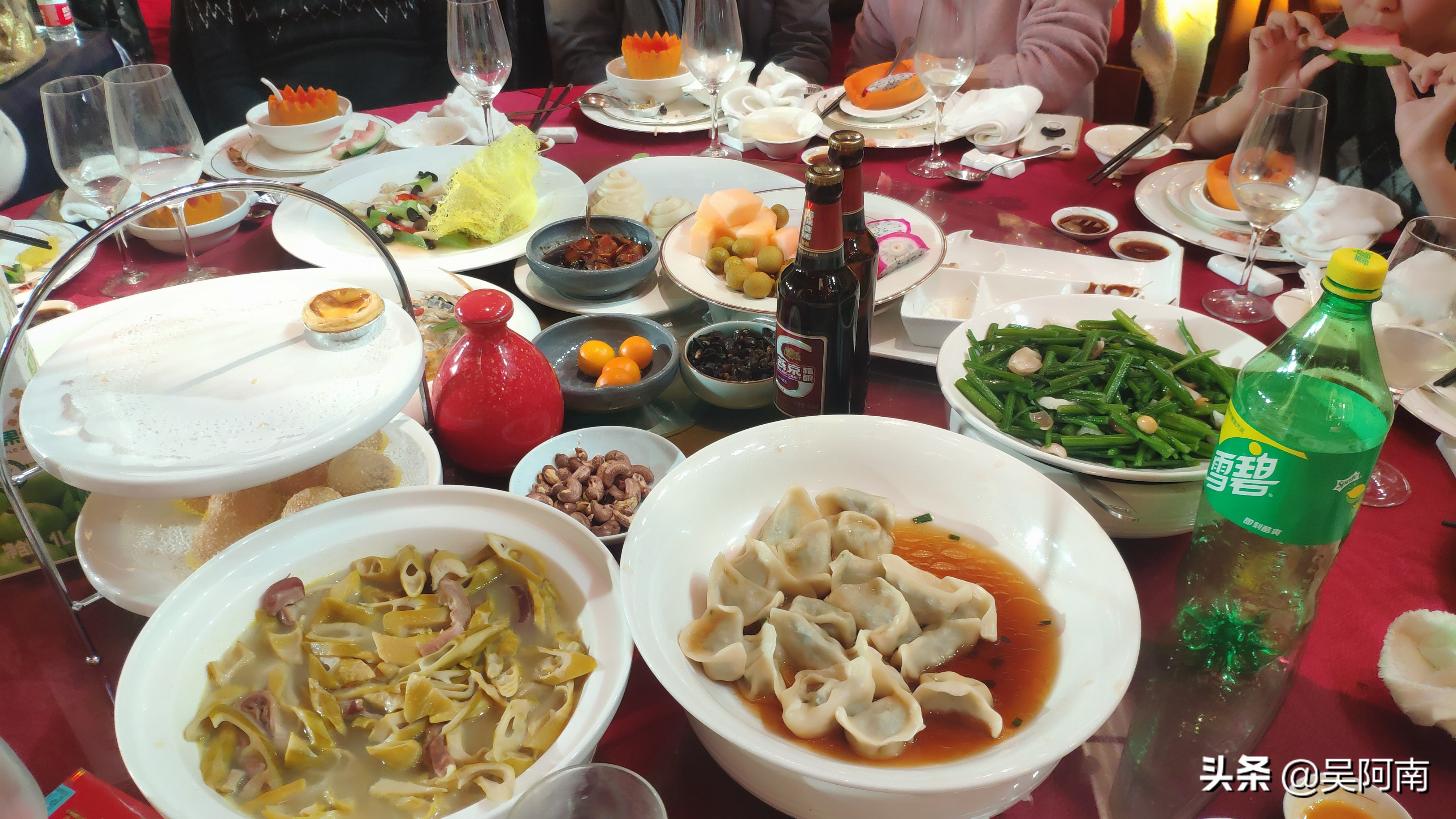 五星级酒店宴席多少钱一桌,五星级酒店宴席价格表