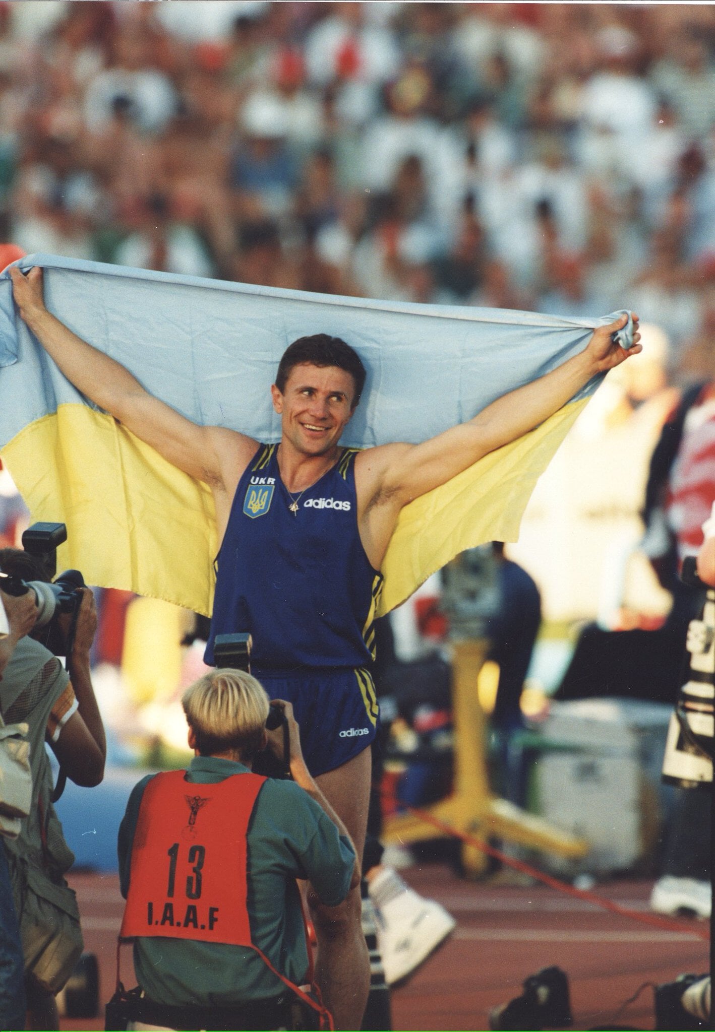 是谁打破了布勃卡的纪录,破了4次世界纪录