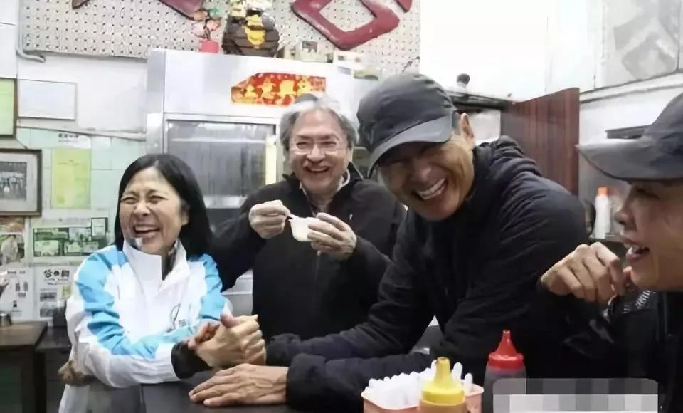 周润发从20岁到65岁的样子,周润发人生必经的历程