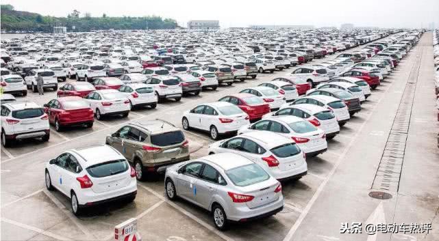 在4s店买车可以直接去厂家交吗,买车担心被坑