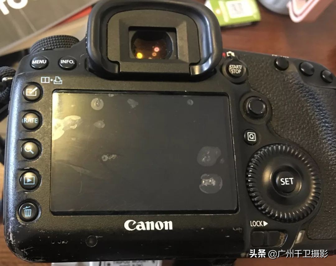 厉害了！给相机贴个膜，没想到整出一套高级装备