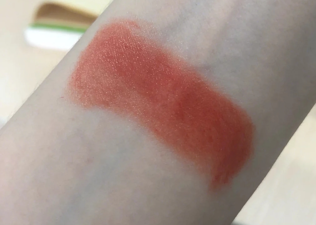 双层夹心口红!原来你是这样的夹心软糖,美到到比名字还要甜!