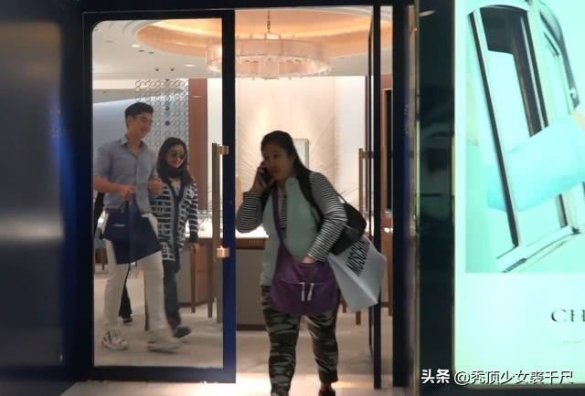 赌王女儿何超盈过大礼超奢侈,赌王四太千金何超盈