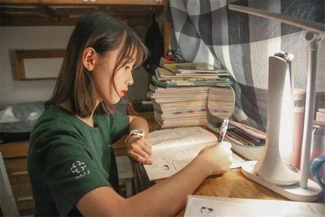 女儿太漂亮爸爸会不会心动,女儿太漂亮是什么感觉