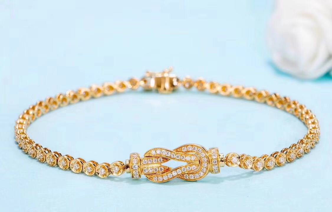 定制首饰奢侈品一比一,首饰定做的和成品有什么区别