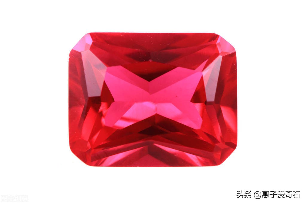 野外遇到漂亮石头千万别捡,最有毒的石头是哪几种