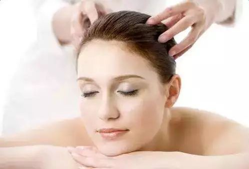 一坐下就昏昏欲睡？3个方法马上让你精神百倍！