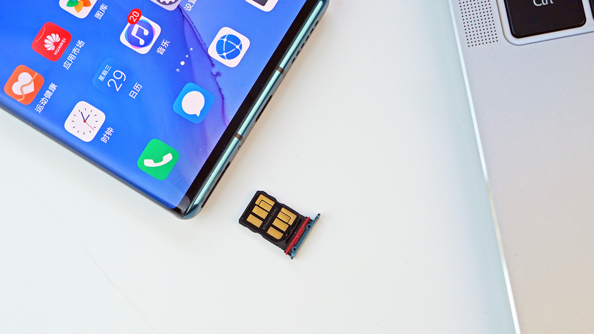 华为mate30pro用雷克沙nm内存卡,雷克沙内存卡华为mate20使用教程