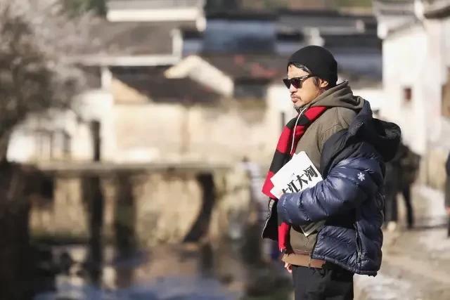 导演界的“扫地神僧”，10年8部神剧，他撑起了国产剧半壁江山