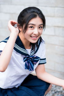 翡翠变黄什么原因引起的呢,翡翠为什么会发黄